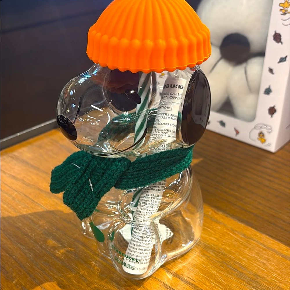 Peanuts x Starbucks Snoppy Cup